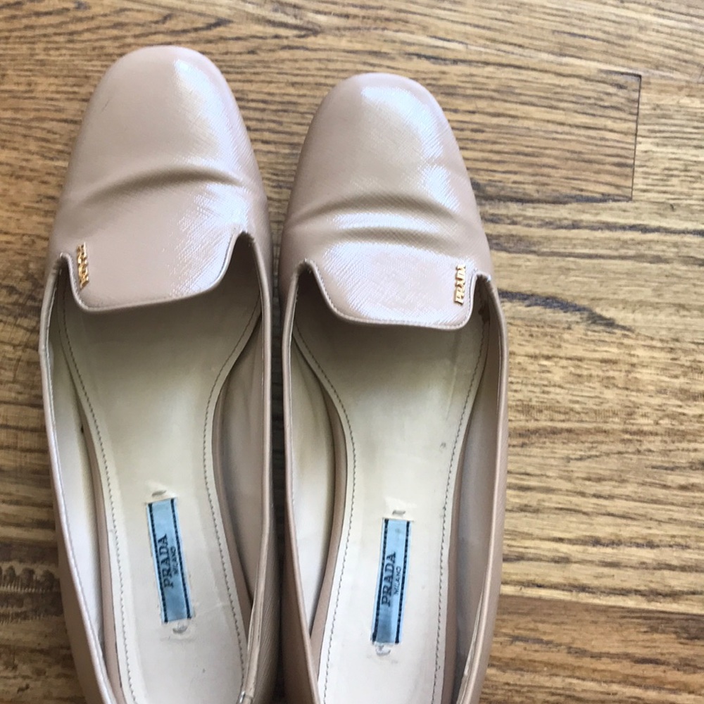 Prada flat - Picture 9 of 11